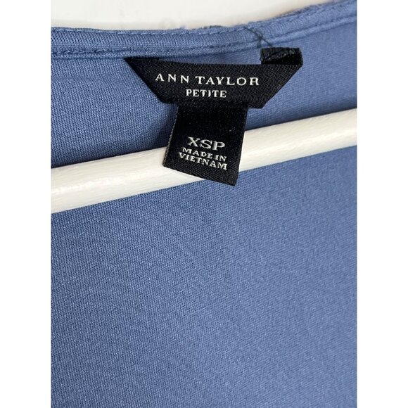 Ann Taylor Petite XS Blue Lace Blouse 3/4 Sleeve Work Top - Picture 3 of 12
